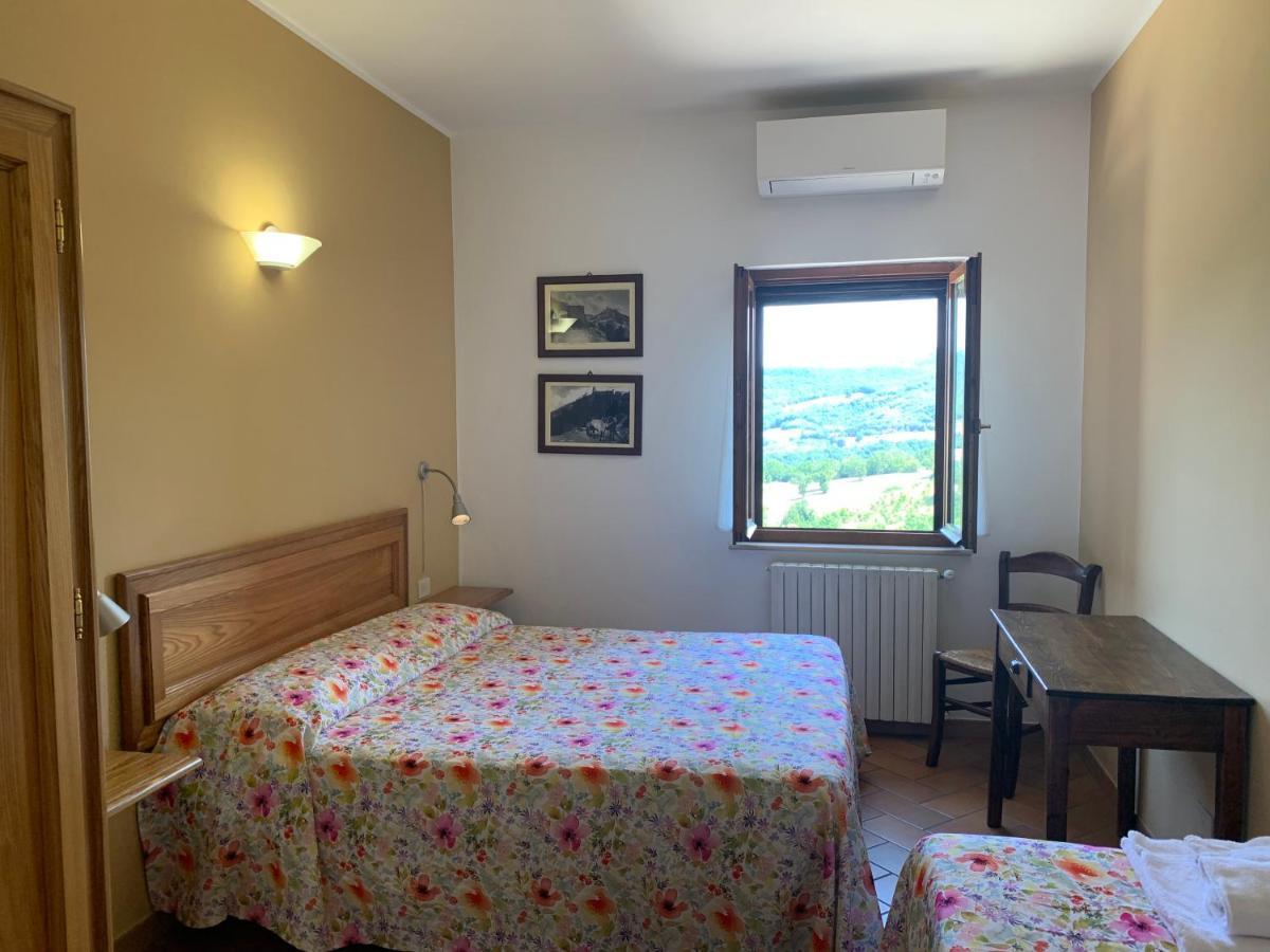 Agriturismo Il Castello Assisi Buitenkant foto