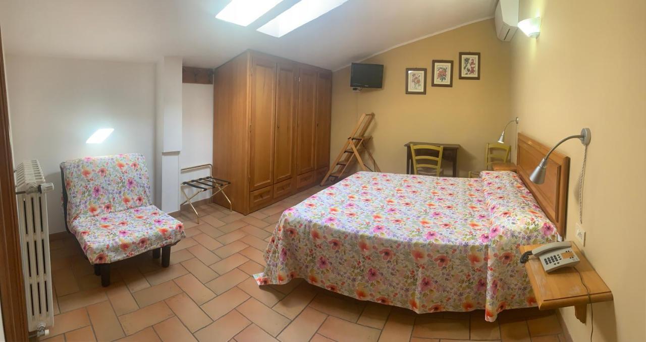 Agriturismo Il Castello Assisi Buitenkant foto
