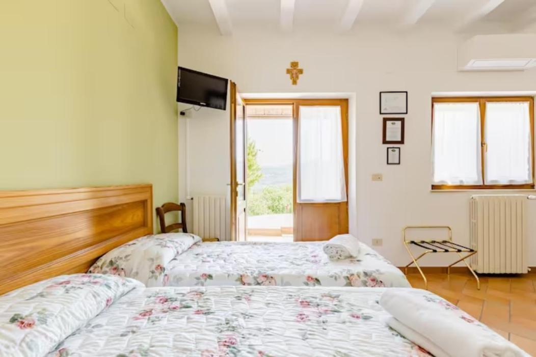 Agriturismo Il Castello Assisi Buitenkant foto
