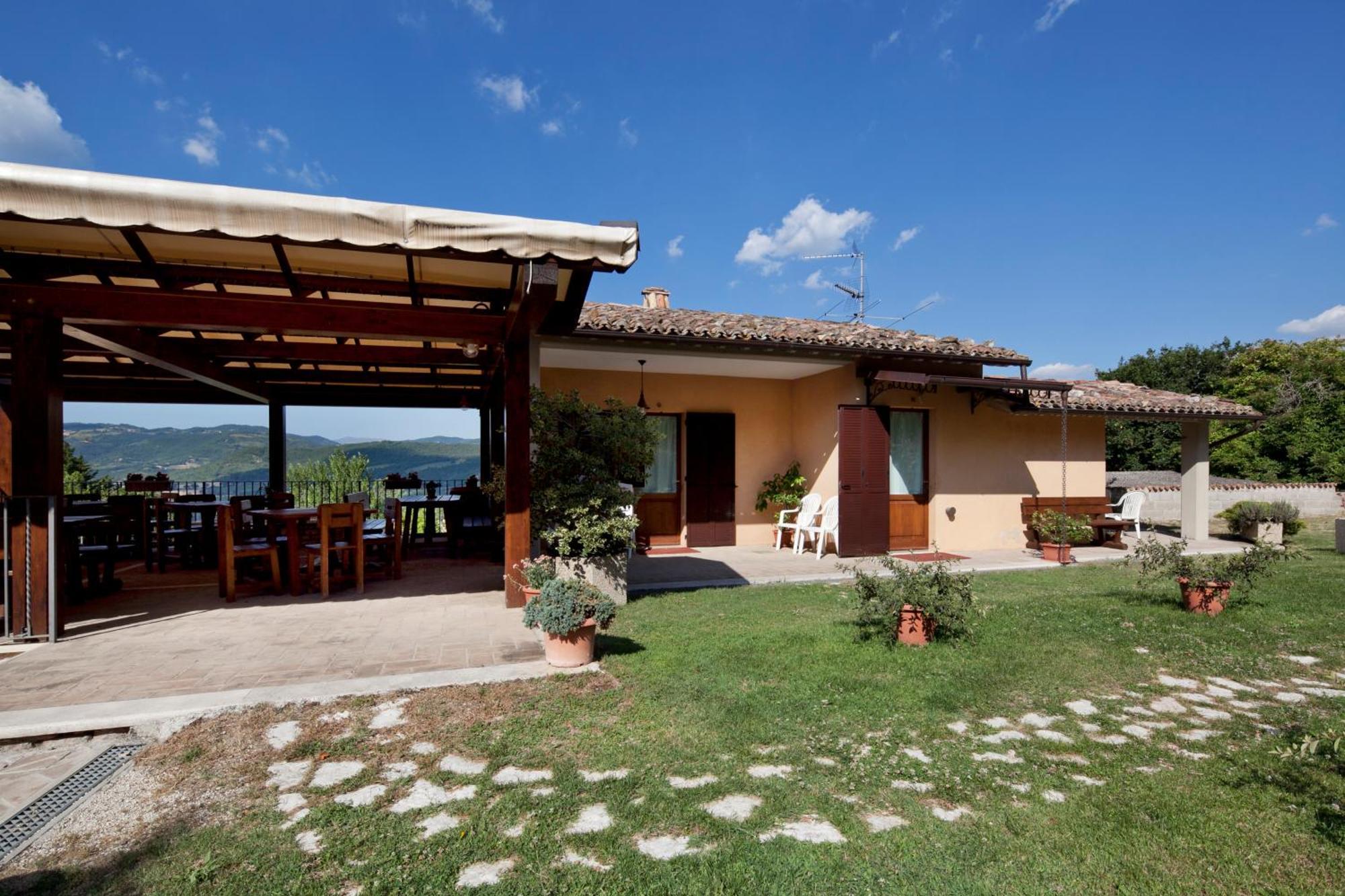Agriturismo Il Castello Assisi Buitenkant foto