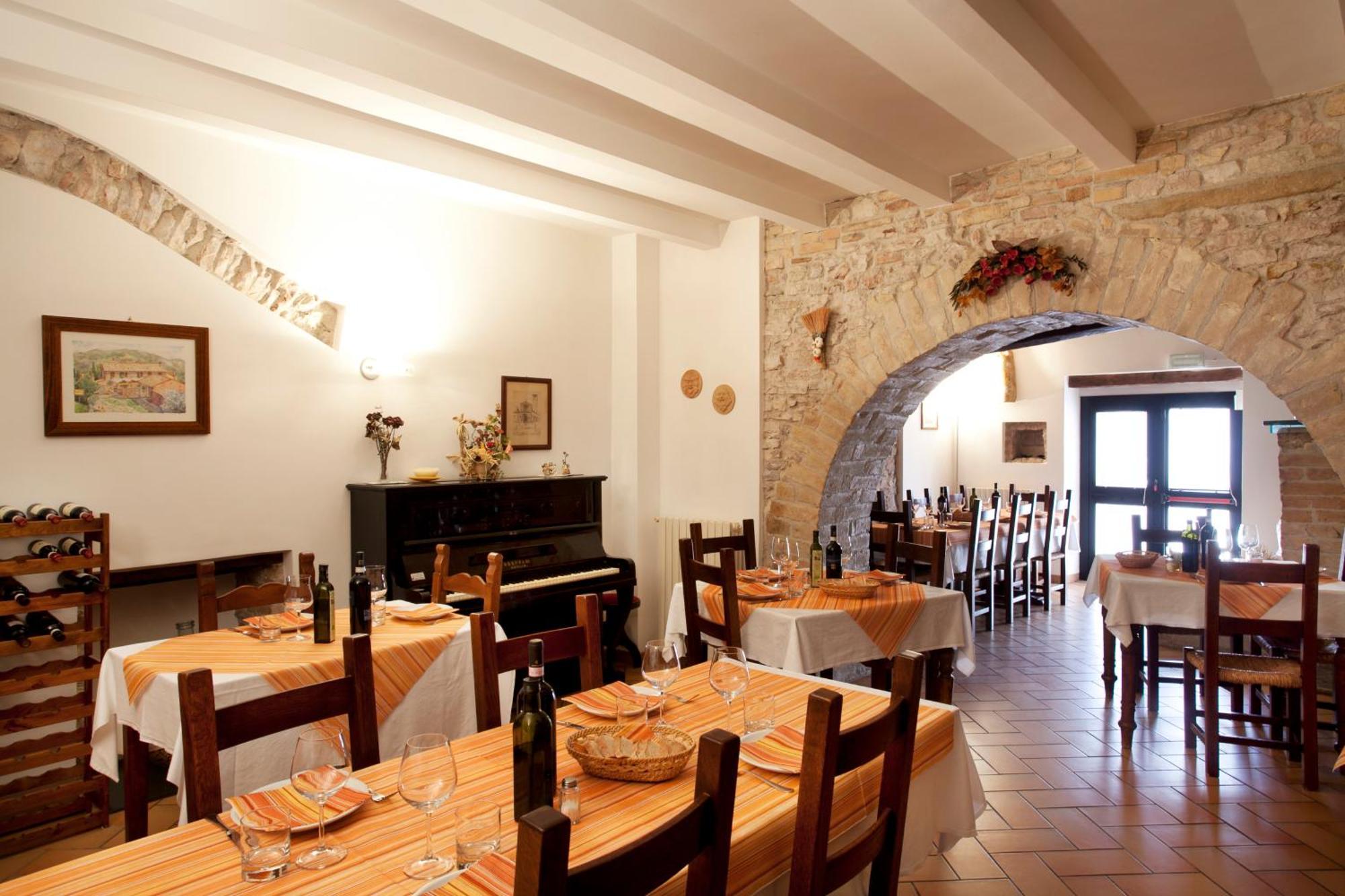 Agriturismo Il Castello Assisi Buitenkant foto