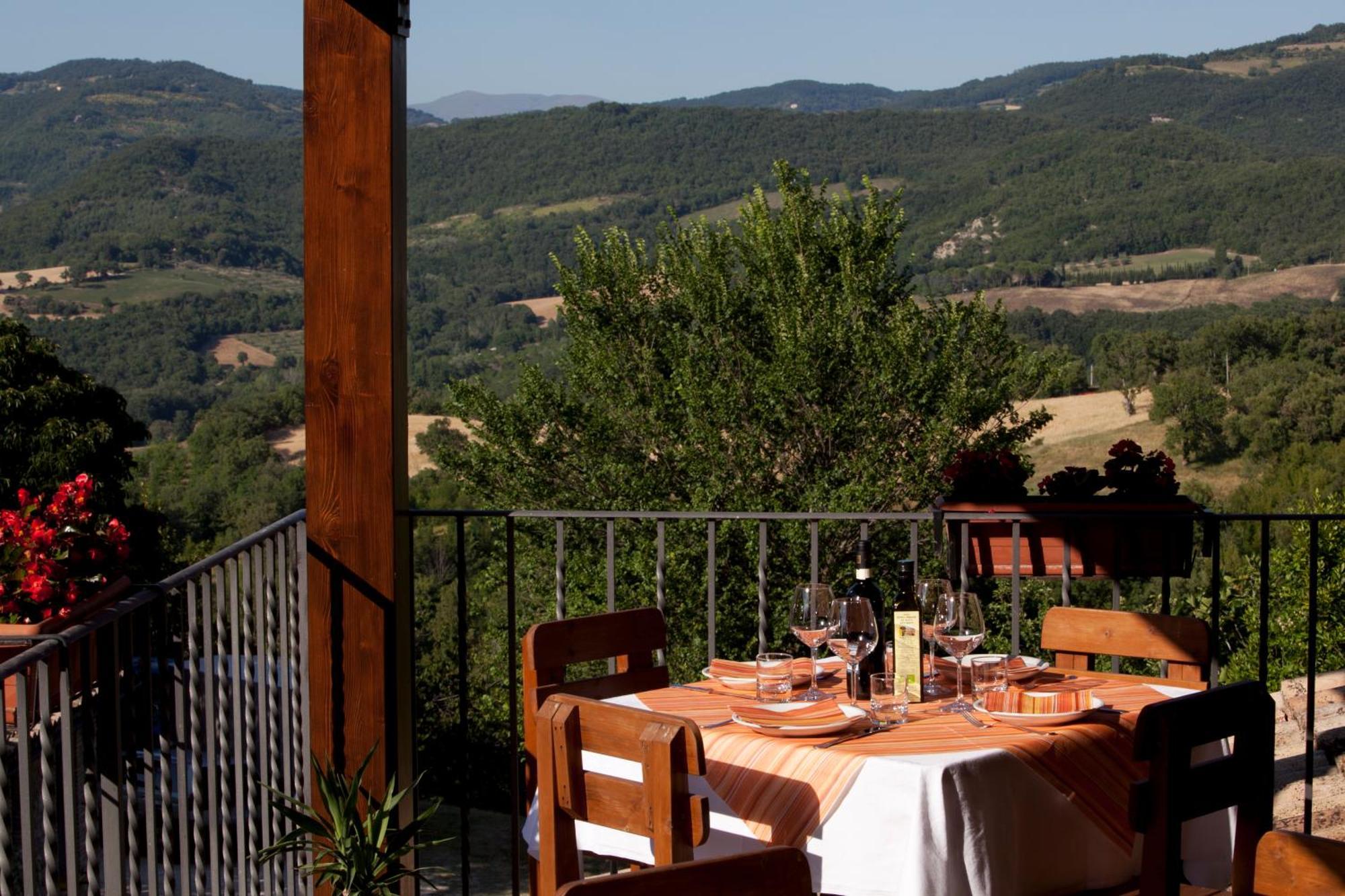 Agriturismo Il Castello Assisi Buitenkant foto