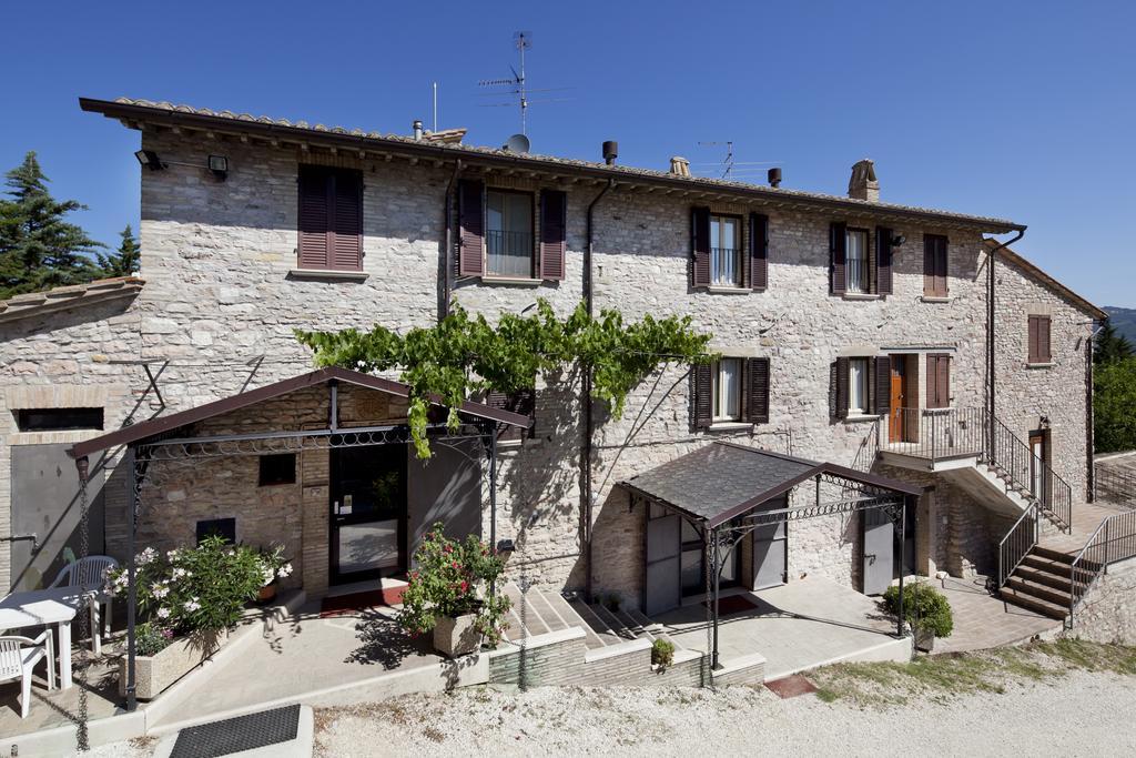 Agriturismo Il Castello Assisi Buitenkant foto